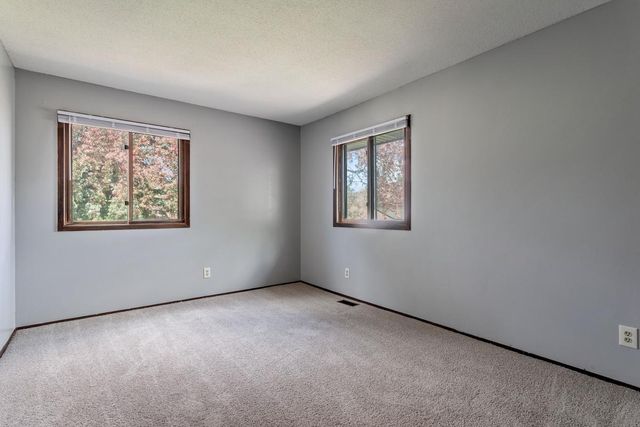 6047 72nd Lane N, Brooklyn Park, MN 55429