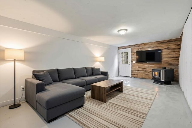 3 Rustic Lane, East Kingston, NH 03827