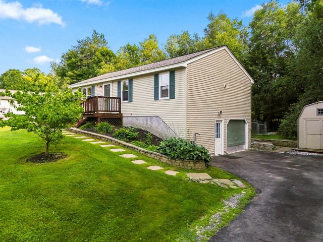 3 Rustic Lane, East Kingston, NH 03827