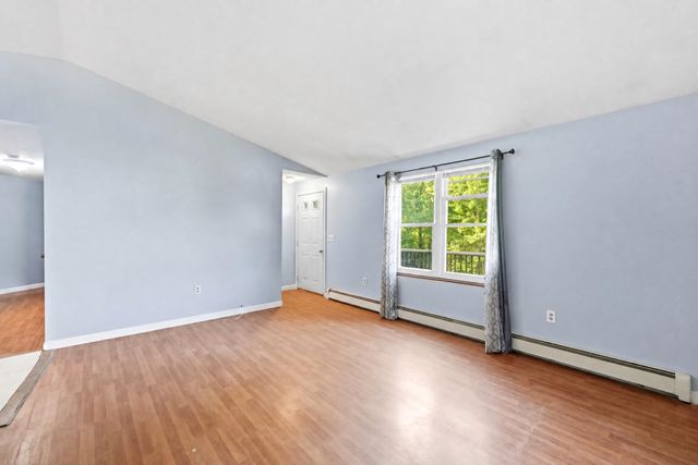 3 Rustic Lane, East Kingston, NH 03827