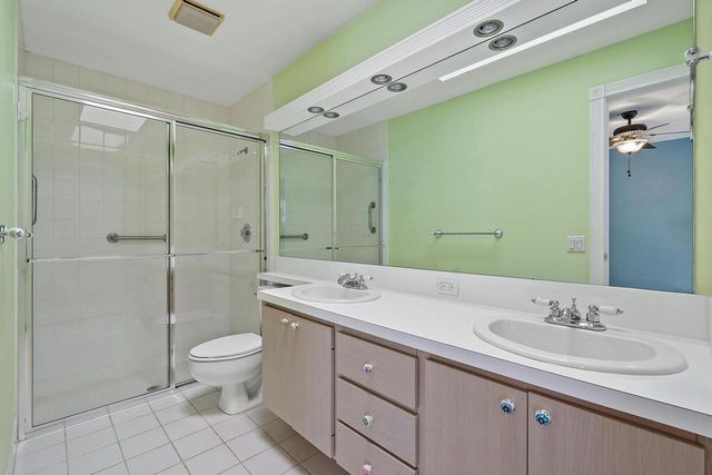 7801 Geminata Oak Court, Palm Beach Gardens, FL 33410