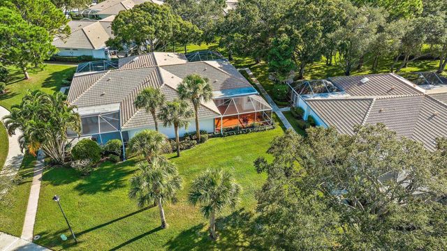 7801 Geminata Oak Court, Palm Beach Gardens, FL 33410