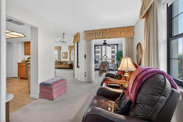 14820 RUE DE BAYONNE 302, Clearwater, FL 33762