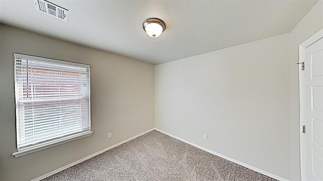 17657 MacArthur Park Drive, Edmond, OK 73013
