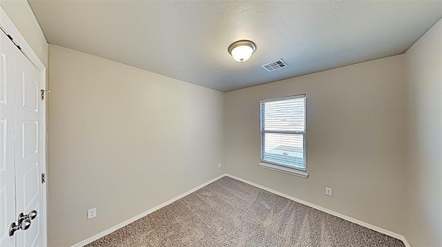 17657 MacArthur Park Drive, Edmond, OK 73013