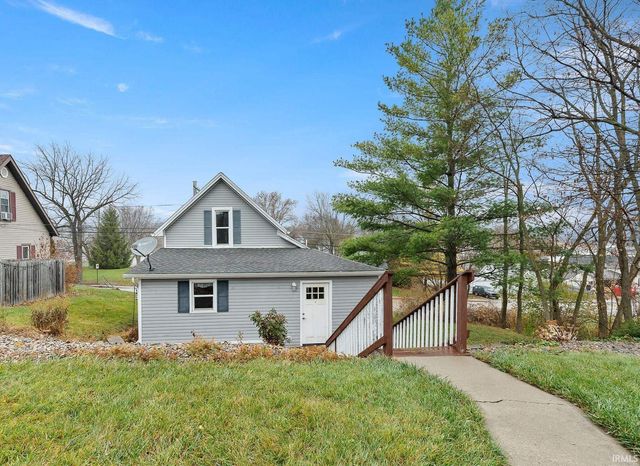 183 W Vine Street, Roanoke, IN 46783