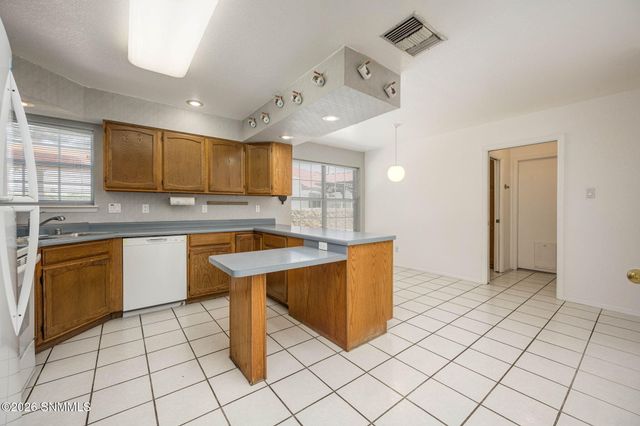 3122 Pebble Beach Road, Las Cruces, NM 88011
