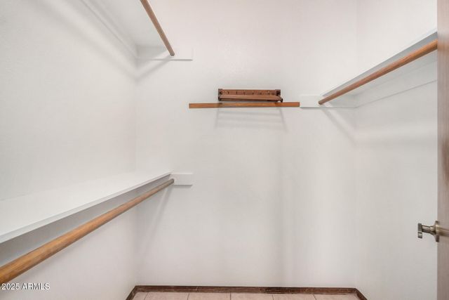 916 W LOUGHLIN Drive, Chandler, AZ 85225