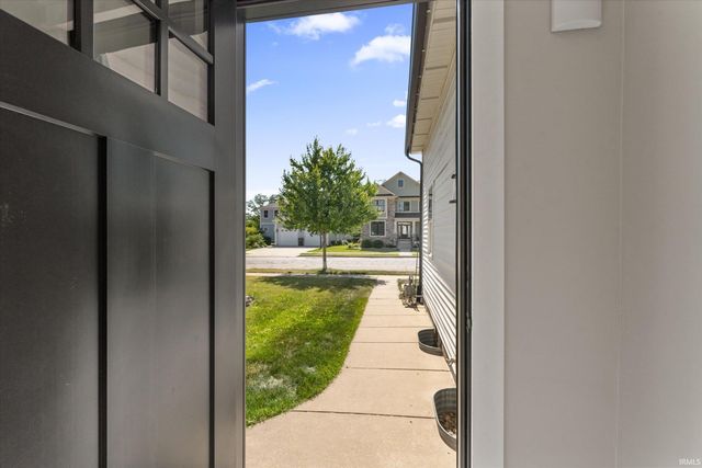 706 N Hill Street, South Bend, IN 46617