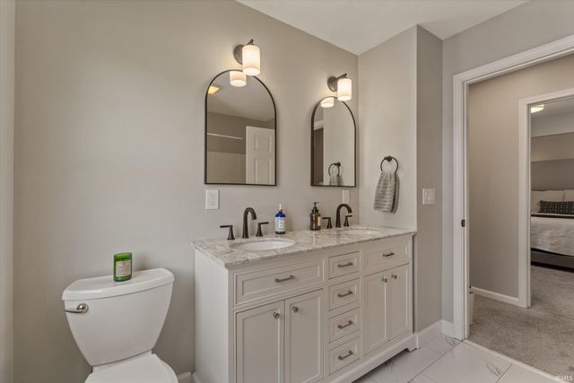 706 N Hill Street, South Bend, IN 46617