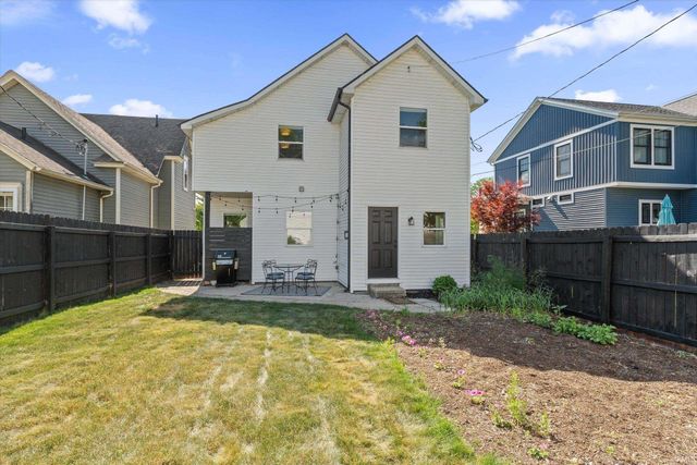 706 N Hill Street, South Bend, IN 46617