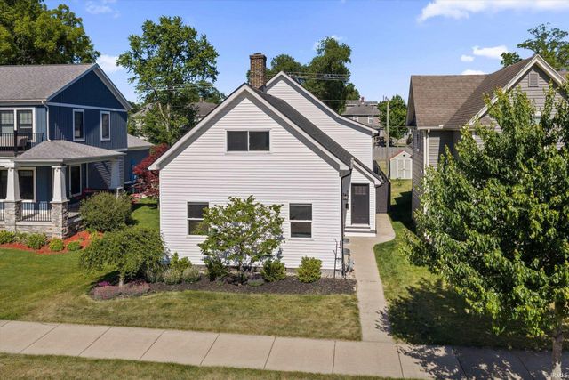 706 N Hill Street, South Bend, IN 46617