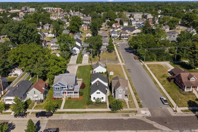 706 N Hill Street, South Bend, IN 46617