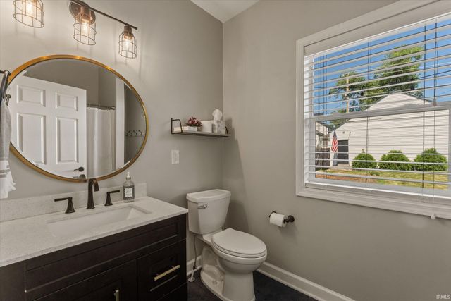 706 N Hill Street, South Bend, IN 46617