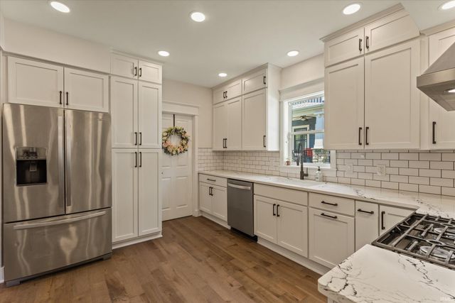 706 N Hill Street, South Bend, IN 46617