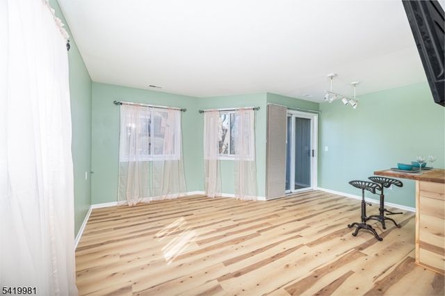 1 Jackson Hole 9, Vernon Twp., NJ 07462