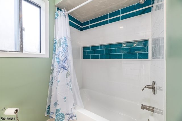 1 Jackson Hole 9, Vernon Twp., NJ 07462