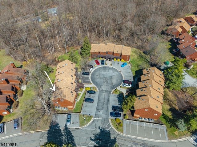 1 Jackson Hole 9, Vernon Twp., NJ 07462