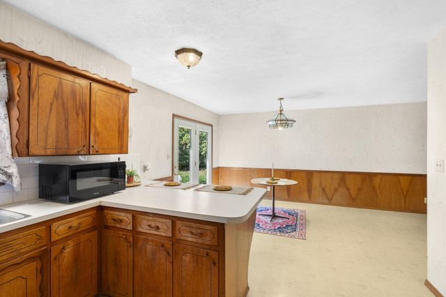 1312 E Rosebrier Street, Springfield, MO 65804