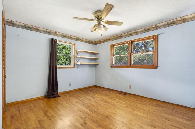 1312 E Rosebrier Street, Springfield, MO 65804