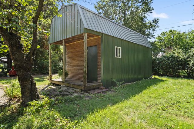 1312 E Rosebrier Street, Springfield, MO 65804