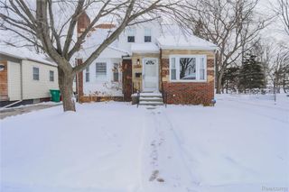 24268 Brittany Avenue, Eastpointe, MI 48021