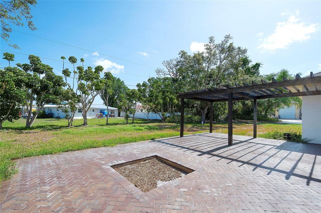 7820 17TH AVENUE W, Bradenton, FL 34209