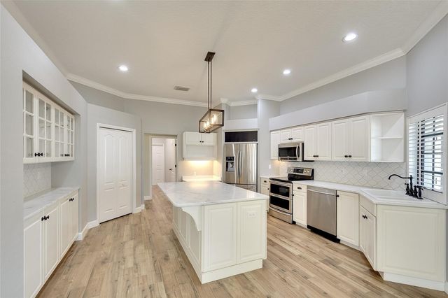 7820 17TH AVENUE W, Bradenton, FL 34209