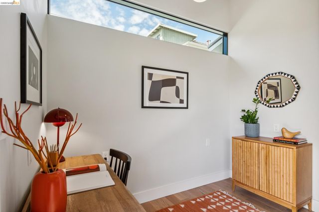 325 49Th St, Oakland, CA 94609