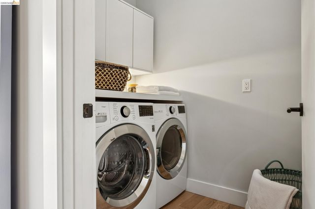 325 49Th St, Oakland, CA 94609