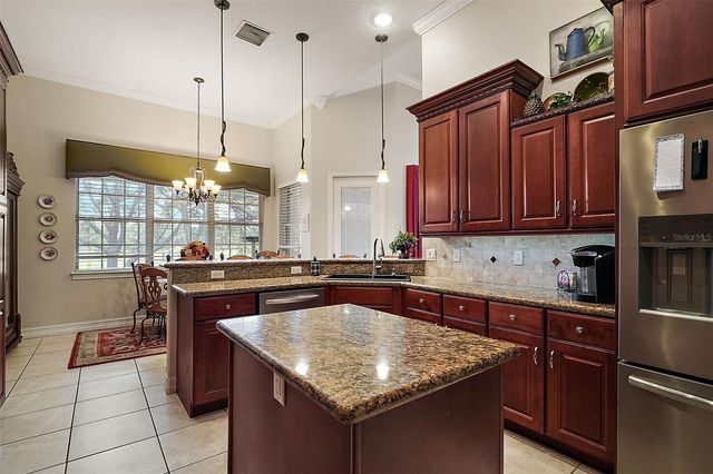 11106 OAKSHORE LANE, Clermont, FL 34711