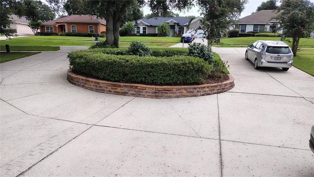 11106 OAKSHORE LANE, Clermont, FL 34711