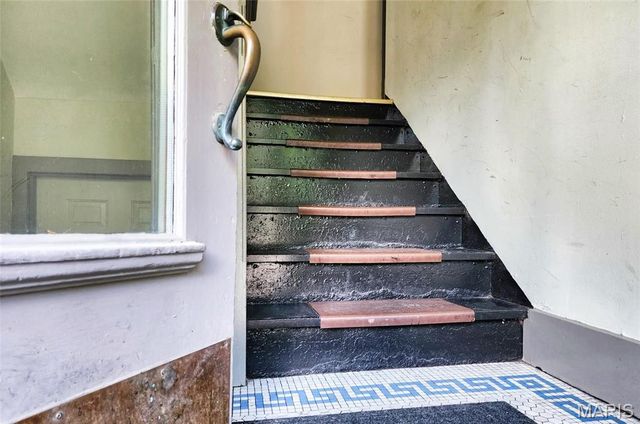 3654 Shaw Boulevard 2 East, St Louis, MO 63110