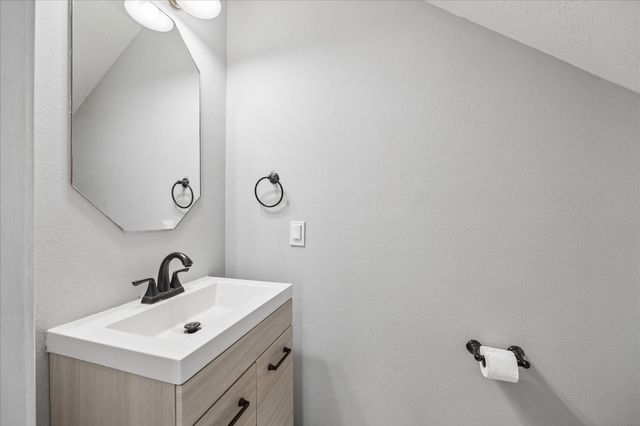 5818 Catherwood Lane, Houston, TX 77084