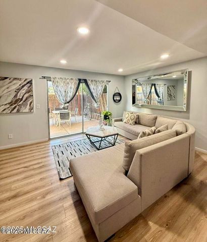 712 W Limberlost Dr Unit 36, Tucson, AZ 85705
