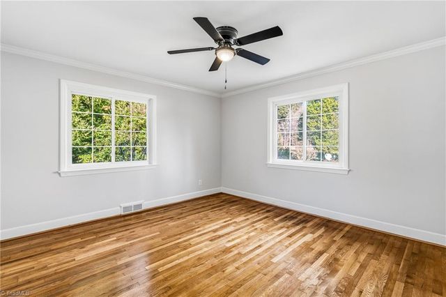 4107 W Friendly Avenue, Greensboro, NC 27410