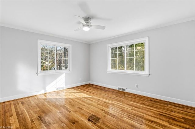 4107 W Friendly Avenue, Greensboro, NC 27410