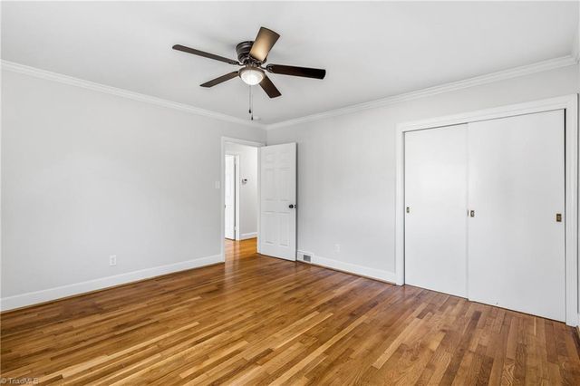 4107 W Friendly Avenue, Greensboro, NC 27410