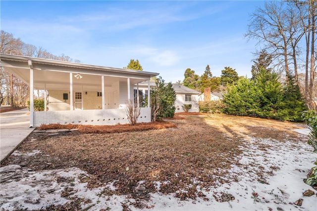 4107 W Friendly Avenue, Greensboro, NC 27410