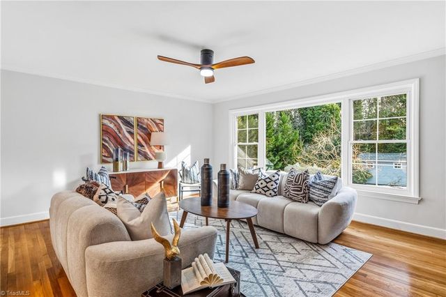 4107 W Friendly Avenue, Greensboro, NC 27410