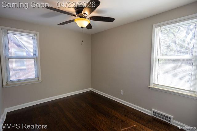 22148 Moross Road, Grosse Pointe, MI 48236