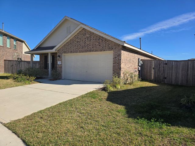 4226 Midnight Marble Drive, Baytown, TX 77521