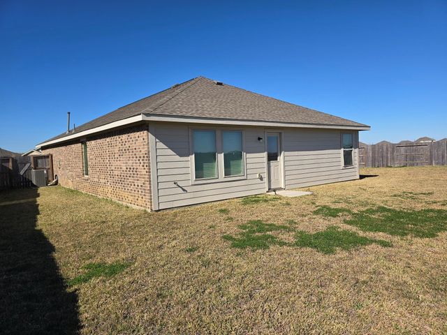 4226 Midnight Marble Drive, Baytown, TX 77521