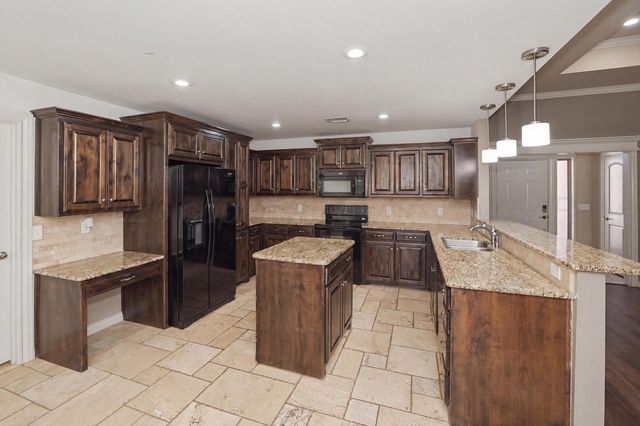 10 SANDRA Lane, Canyon, TX 79015