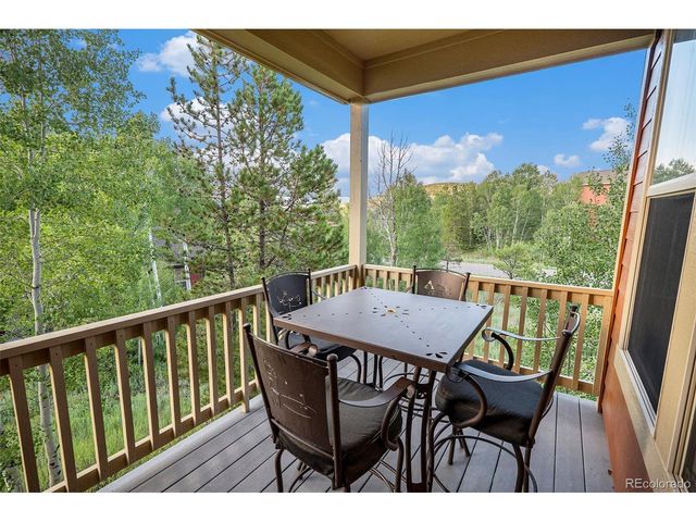 104 Saddle Horn Ct, Granby, CO 80446