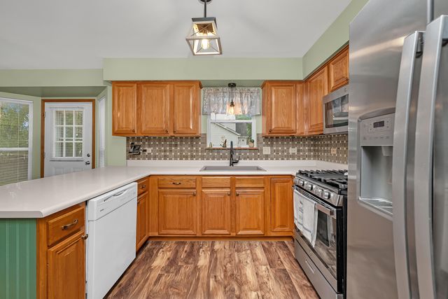 1915 Somerset Court, Romeoville, IL 60446