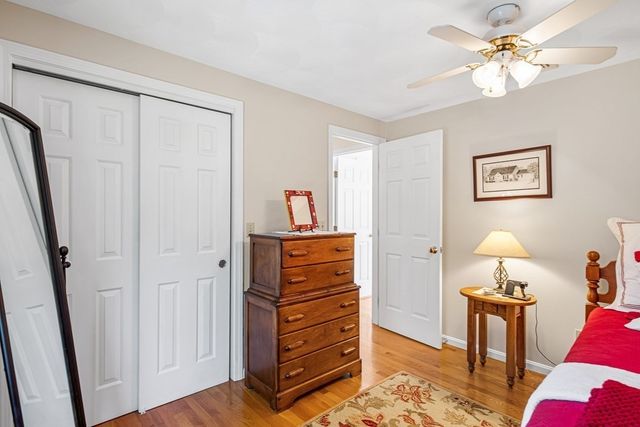 15 Andrew Ct, Swansea, MA 02777