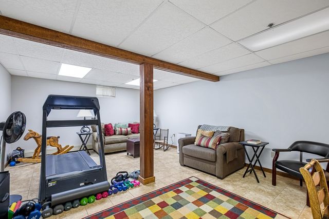 15 Andrew Ct, Swansea, MA 02777