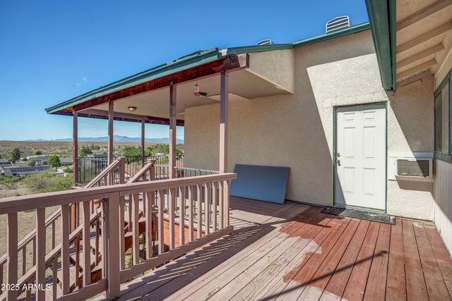 17661 E BLUEJAY Drive, Mayer, AZ 86333