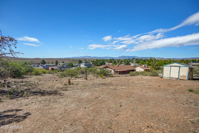 17661 E BLUEJAY Drive, Mayer, AZ 86333